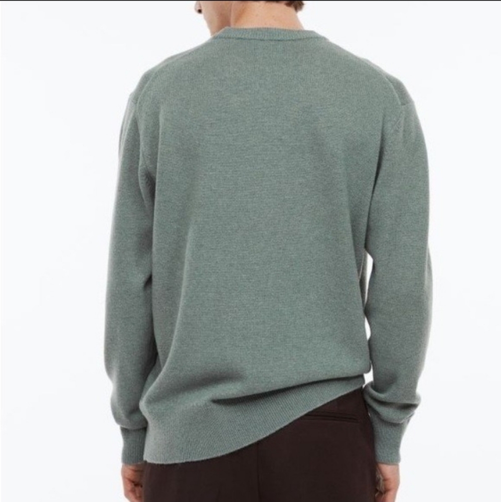 H&M Essentials No. 10 Wool Blend Crewneck Raglan Sweater Sage Green Men's Small - Picture 2 of 16